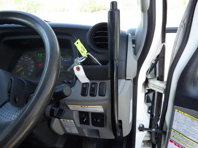 三菱 キャンター 2RG-FBA60(2WD)の写真15