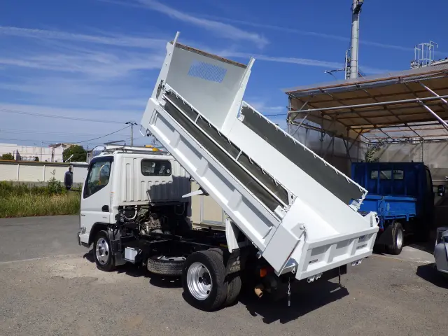 三菱 キャンター 2RG-FBA60(2WD)の写真22