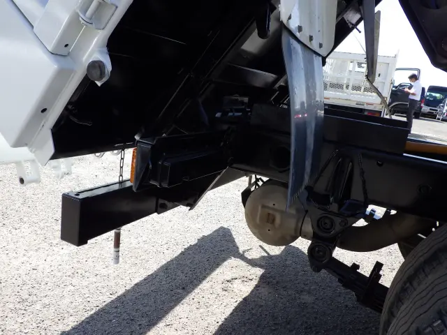 三菱 キャンター 2RG-FBA60(2WD)の写真26
