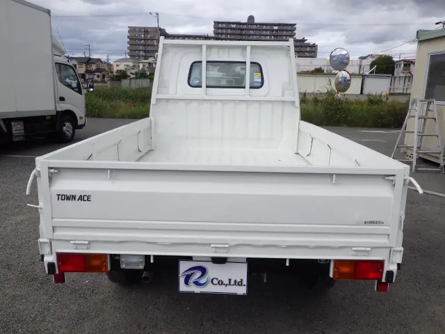 トヨタ タウンエーストラック 5BF-S403U(2WD)の写真5