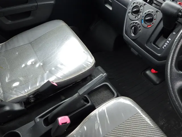 トヨタ タウンエーストラック 5BF-S403U(2WD)の写真13