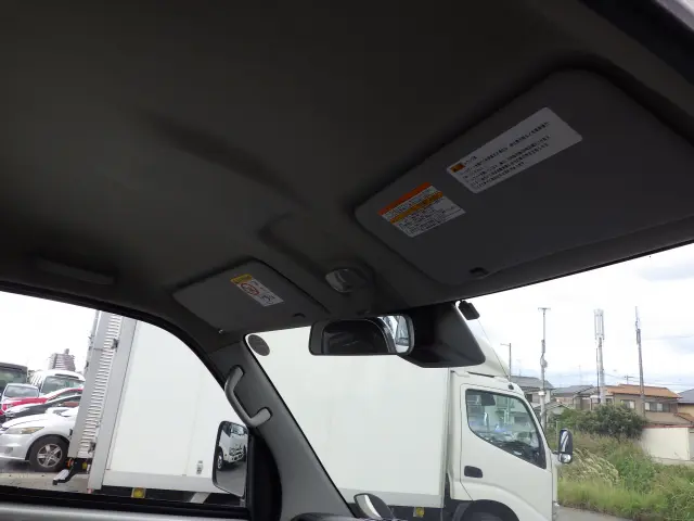 トヨタ タウンエーストラック 5BF-S403U(2WD)の写真19