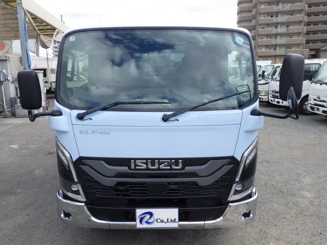 いすゞ エルフ 3DF-NHR87AF(2WD)の写真4