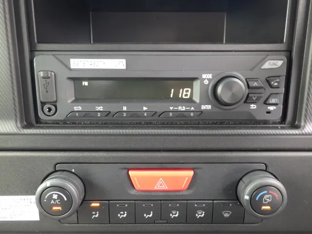 いすゞ エルフ 3DF-NHR87AF(2WD)の写真14