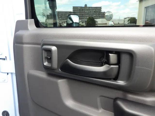 いすゞ エルフ 3DF-NHR87AF(2WD)の写真26
