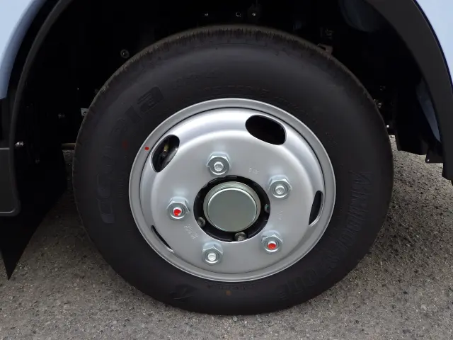 いすゞ エルフ 3DF-NHR87AF(2WD)の写真33