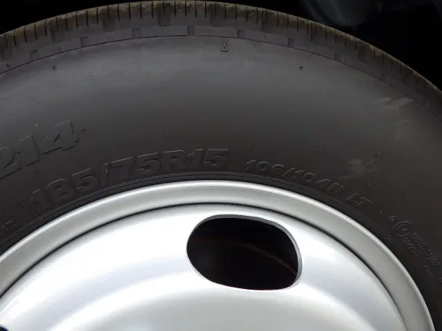 いすゞ エルフ 3DF-NHR87AF(2WD)の写真34