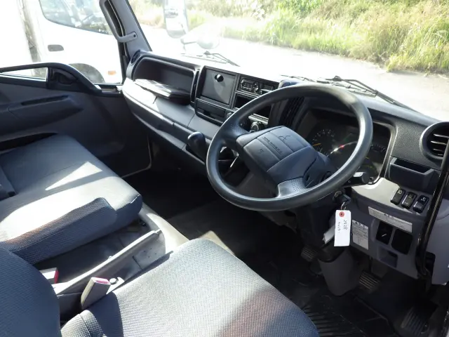 三菱 キャンター TKG-FEBMO(2WD)の写真6