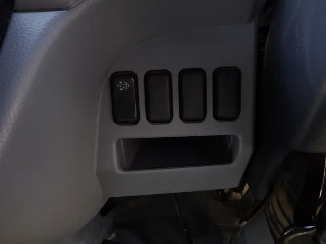 三菱 キャンター TKG-FEBMO(2WD)の写真14
