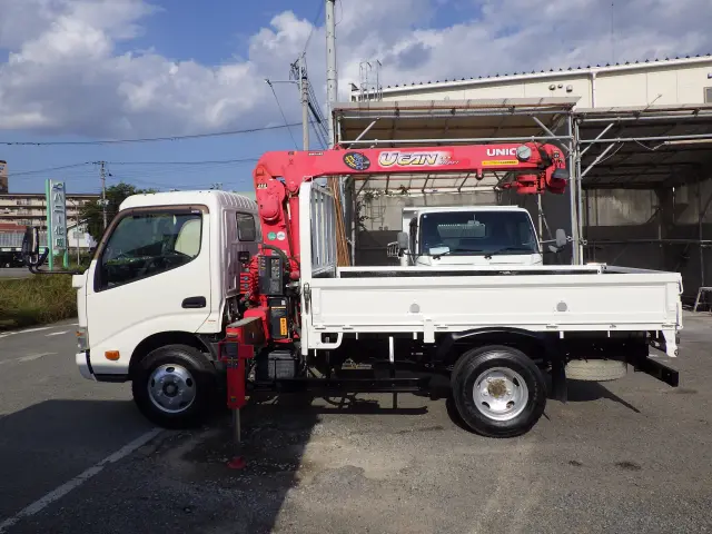 トヨタ ダイナ TKG-XZU640(2WD)の写真3