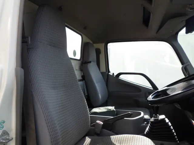 トヨタ ダイナ TKG-XZU640(2WD)の写真7