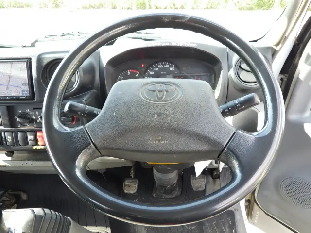 トヨタ ダイナ TKG-XZU640(2WD)の写真17