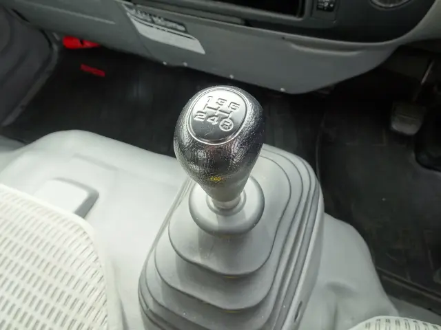 トヨタ ダイナ LDF-KDY281(4WD)の写真9