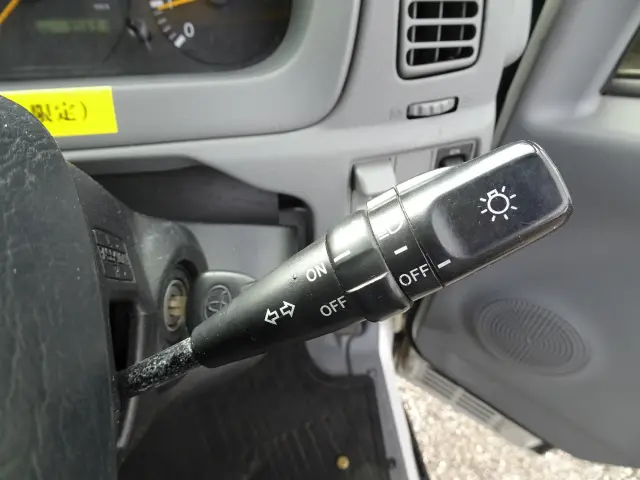 トヨタ ダイナ LDF-KDY281(4WD)の写真11