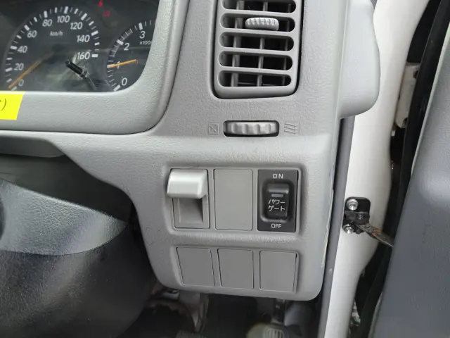 トヨタ ダイナ LDF-KDY281(4WD)の写真13