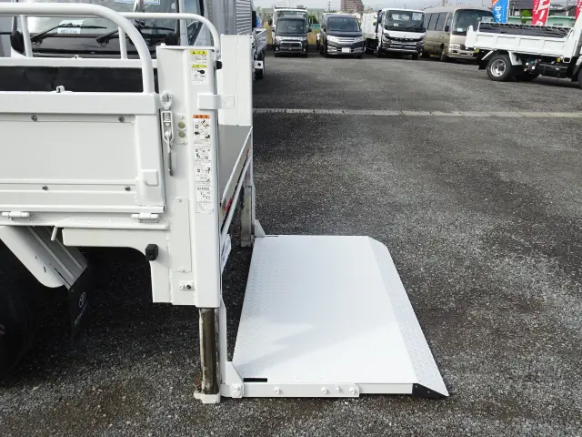 トヨタ ダイナ LDF-KDY281(4WD)の写真17