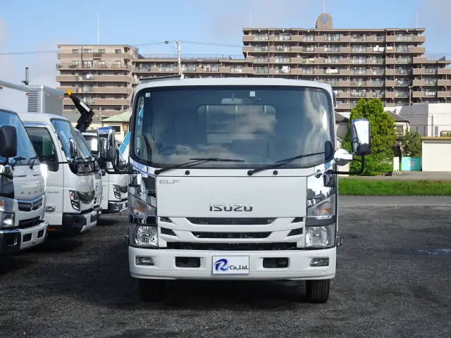 いすゞ エルフ TPG-NPR85AR(2WD)の写真4