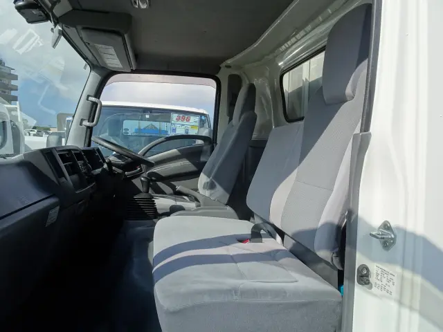 いすゞ エルフ TPG-NPR85AR(2WD)の写真7