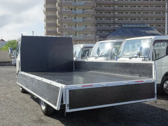 いすゞ エルフ TPG-NPR85AR(2WD)の写真15