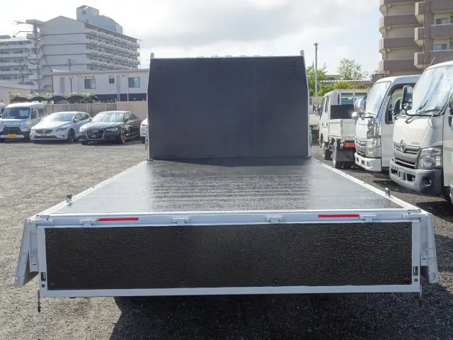 いすゞ エルフ TPG-NPR85AR(2WD)の写真17