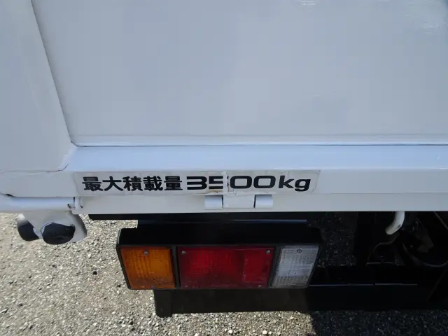 いすゞ エルフ TPG-NPR85AR(2WD)の写真25