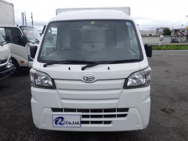 ダイハツ ハイゼットトラック EBD-S500P(2WD)の写真4