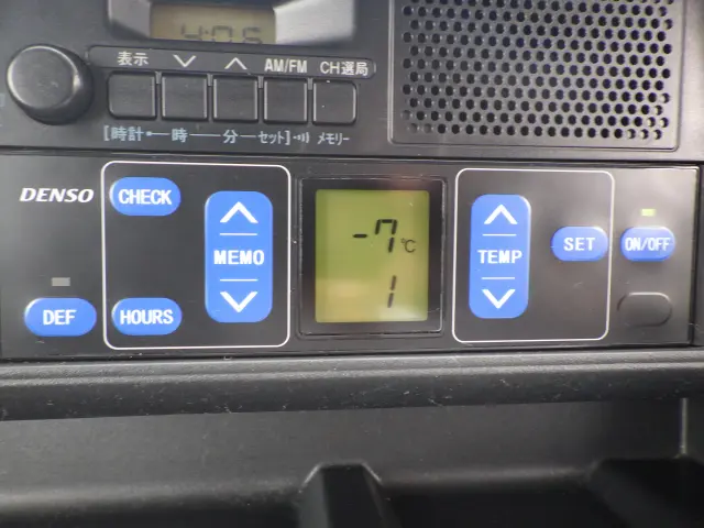 ダイハツ ハイゼットトラック EBD-S500P(2WD)の写真13