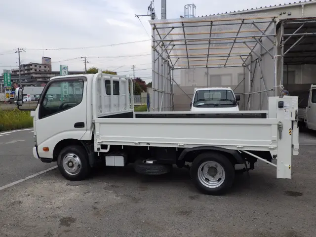 トヨタ トヨエース TKG-XZU605(2WD)の写真3