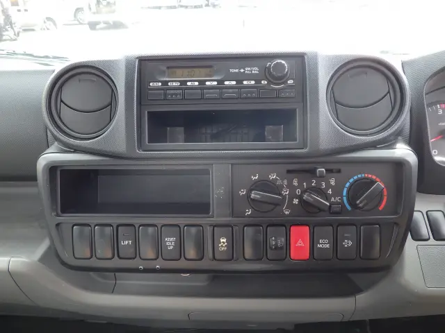 トヨタ トヨエース TKG-XZU605(2WD)の写真9