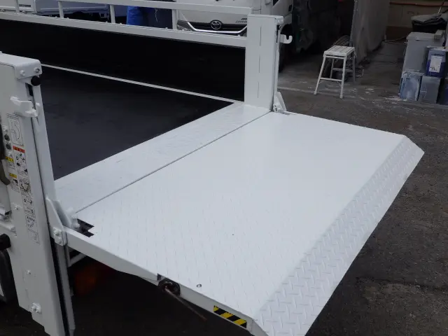 トヨタ ダイナ TKG-XZC605(2WD)の写真25