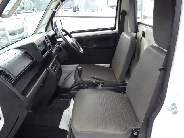 ダイハツ ハイゼットトラック EBD-S510P(4WD)の写真8