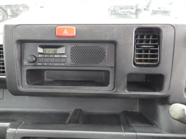 ダイハツ ハイゼットトラック EBD-S510P(4WD)の写真9