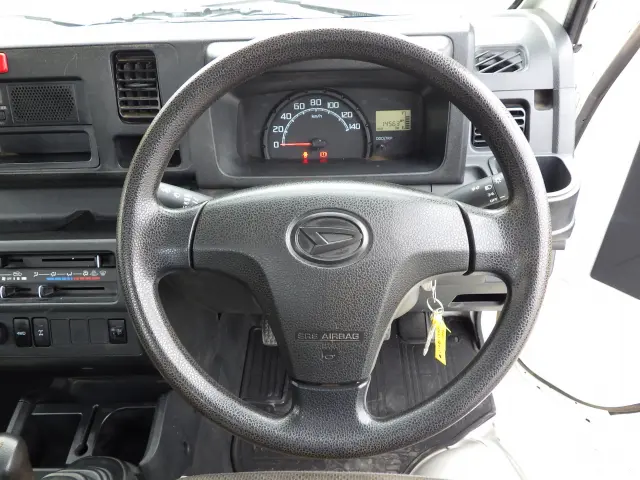 ダイハツ ハイゼットトラック EBD-S510P(4WD)の写真12