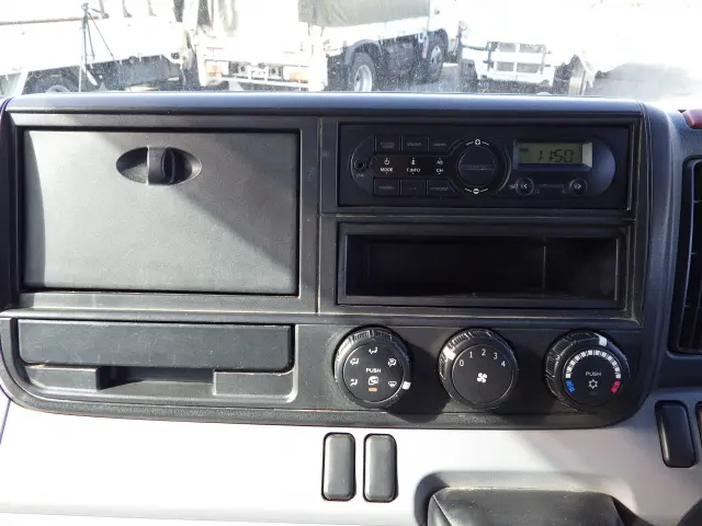 三菱 キャンター TKG-FBA60(2WD)の写真9