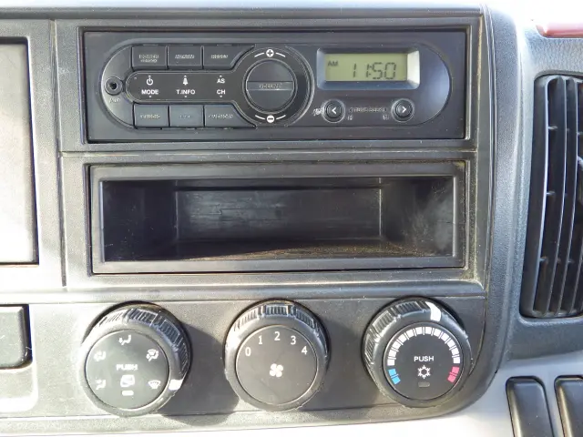 三菱 キャンター TKG-FBA60(2WD)の写真10