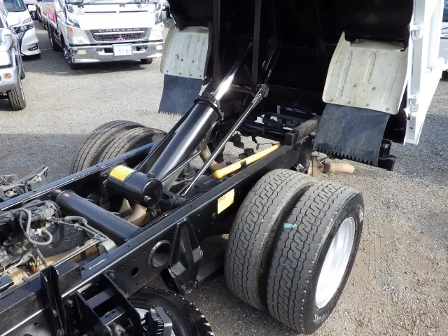 三菱 キャンター TKG-FBA60(2WD)の写真31
