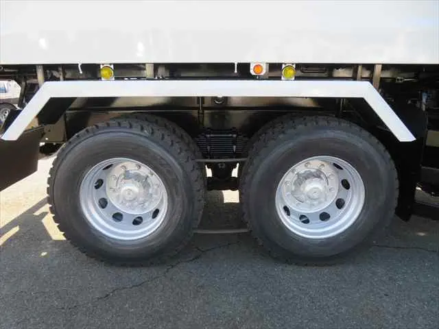 管理番号3322|日野 プロフィア QKG-FS1EKDA(6x4)の写真17