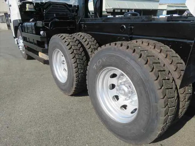 管理番号3322|日野 プロフィア QKG-FS1EKDA(6x4)の写真35