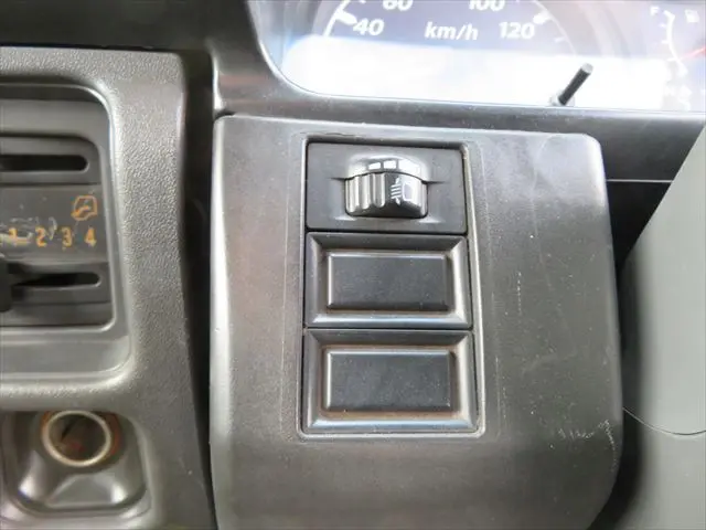 管理番号3464|いすゞ エルフ PB-NKR81AD(2WD)の写真37