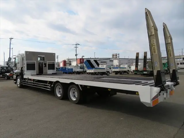 管理番号3509|いすゞ ギガ LKG-CYZ77AJ(6x4)の写真8