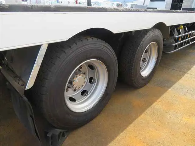 管理番号3509|いすゞ ギガ LKG-CYZ77AJ(6x4)の写真17