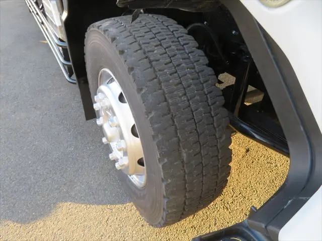 管理番号3509|いすゞ ギガ LKG-CYZ77AJ(6x4)の写真18