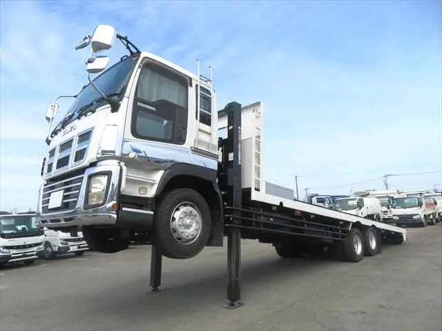 管理番号3509|いすゞ ギガ LKG-CYZ77AJ(6x4)の写真24