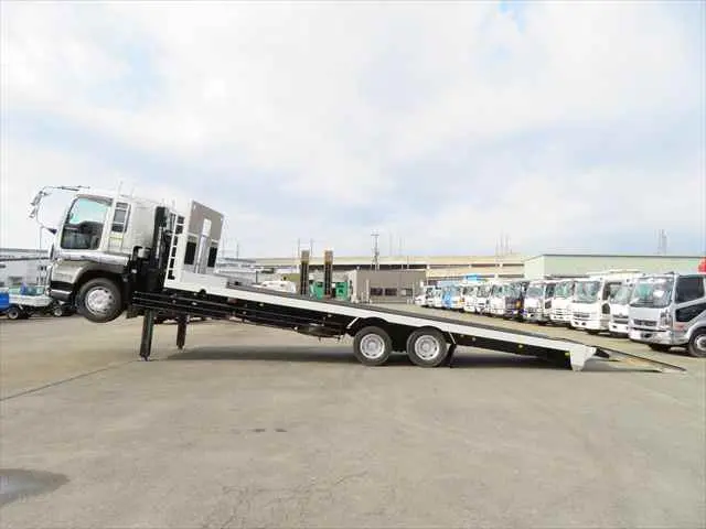 管理番号3509|いすゞ ギガ LKG-CYZ77AJ(6x4)の写真26