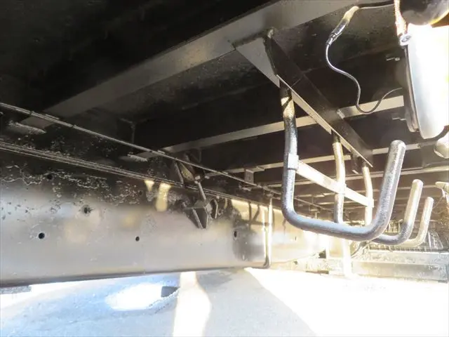 管理番号3509|いすゞ ギガ LKG-CYZ77AJ(6x4)の写真32