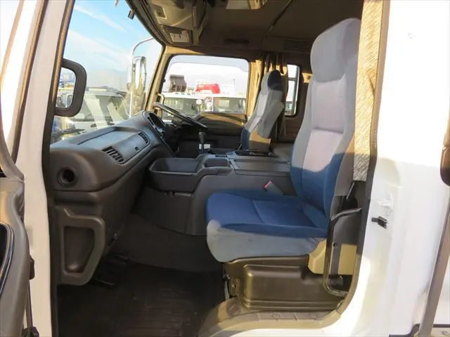 管理番号3509|いすゞ ギガ LKG-CYZ77AJ(6x4)の写真34