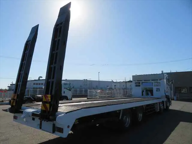 管理番号3515|UD クオン QKG-CG5ZM(8x4)の写真6