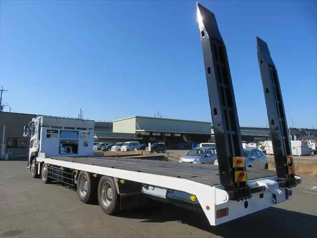 管理番号3515|UD クオン QKG-CG5ZM(8x4)の写真8