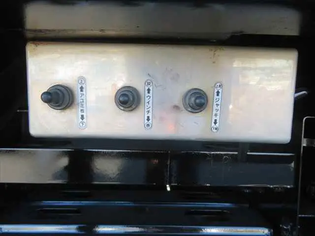 管理番号3515|UD クオン QKG-CG5ZM(8x4)の写真25