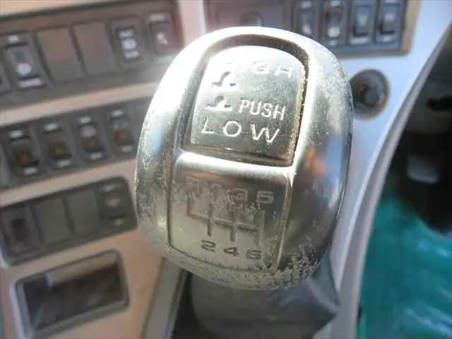 管理番号3515|UD クオン QKG-CG5ZM(8x4)の写真41